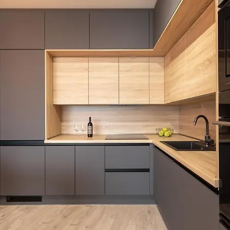 Premium Apartment *